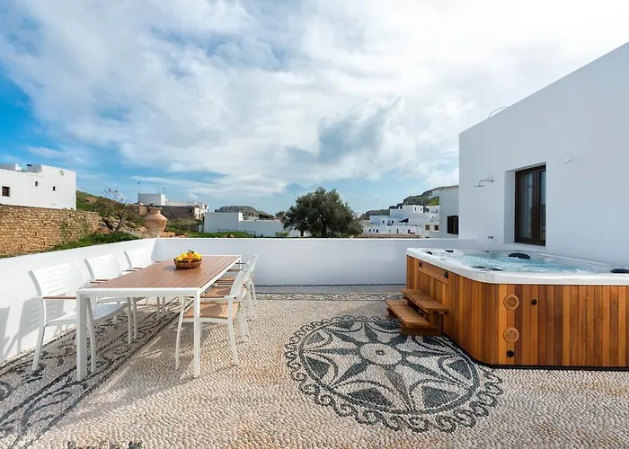 Diamond Exclusive Líndos